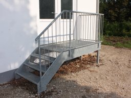 Aussentreppe gerade-026